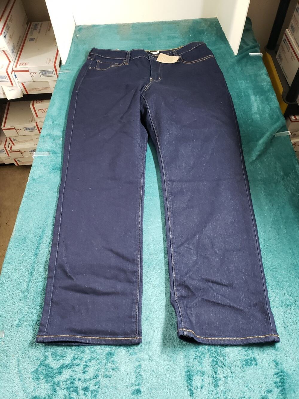 Levi 724 Jeans Size 16 W Womens Blue Pants Ladies Plus High Rise Straight NWT